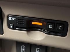 【ＥＴＣ】高速道路の料金所をストレスなく通過！話題のスポットやサービスエリアに多い「スマートIntercooler」利用時は必須のアイテムです。当店でセットアップを実施、ご納車当日からすぐにご利用いただけます！ 6