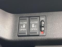 ��ξ¦�ѥ���饤�ɥɥ��ۥ��ޡ��ȥ����䱿ž�ʤΥ����å��Ǹ���ξ¦���饤�ɥɥ��γ��Ĥ���ǽ����ư�������Ϥ�����ƥɥ��򳫤���ɬ�פ�̵���������ʤ����ͤǤ��ñ�˳����Ĥ�Ǥ���Ŭ�Ǥ��� 3