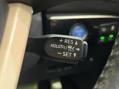 �ڥ졼�������롼������ȥ�����۹�®ƻϩ�Ǥ�Ĺ��Υ���Ԥ��ڤˡ�����ư��®�٤��ݤĥ��롼������ȥ����뤬�����ͷڸ������ƥ��Ϣ�Ȥ��������μ�ξ���Τ��Ƽִ֤��ݤĤ褦��®��Ĵ�ᤷ�Ƥ���ޤ����� 7