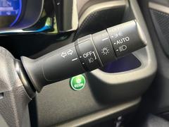 �ڥ����ȥ饤�ȡۼ�������뤵�˱����Ƽ�ư�ǥإåɥ饤�Ȥ��������������Ǥ��뵡ǽ�Ǥ����饤�Ȥ��դ�˺�졦�ä�˺��ʤɤ�̵���ʤꡢ��������ͼ�������Ԥ�¿����ȥ�ͥ��̲���������Ǥ��͢� 7