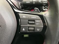 �ڥ����ץƥ��֥��롼������ȥ�����۹�®ƻϩ�Ǥ�Ĺ��Υ���Ԥ��ڤˡ�����ư��®�٤��ݤĥ��롼������ȥ����뤬�����ͷڸ������ƥ��Ϣ�Ȥ��������μ�ξ���Τ��Ƽִ֤��ݤĤ褦��®��Ĵ�ᤷ�Ƥ���ޤ����� 7