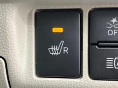 【シートヒーター】寒い日に重宝するシートヒーター！エアコンより早く温まってくれるので寒がりの人も安心ですね♪エアコンの温風は乾燥するから苦手、という方にもをおすすめです。 7