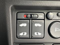 ��ξ¦�ѥ���饤�ɥɥ��ۥ��ޡ��ȥ����䱿ž�ʤΥ����å��Ǹ���ξ¦���饤�ɥɥ��γ��Ĥ���ǽ����ư�������Ϥ�����ƥɥ��򳫤���ɬ�פ�̵���������ʤ����ͤǤ��ñ�˳����Ĥ�Ǥ���Ŭ�Ǥ��� 3