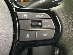 �ڥ����ץƥ��֥��롼������ȥ�����۹�®ƻϩ�Ǥ�Ĺ��Υ���Ԥ��ڤˡ�����ư��®�٤��ݤĥ��롼������ȥ����뤬�����ͷڸ������ƥ��Ϣ�Ȥ��������μ�ξ���Τ��Ƽִ֤��ݤĤ褦��®��Ĵ�ᤷ�Ƥ���ޤ����� 7