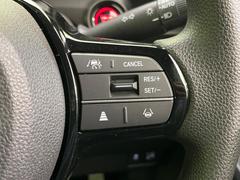 �ڥ����ץƥ��֥��롼������ȥ�����۹�®ƻϩ�Ǥ�Ĺ��Υ���Ԥ��ڤˡ�����ư��®�٤��ݤĥ��롼������ȥ����뤬�����ͷڸ������ƥ��Ϣ�Ȥ��������μ�ξ���Τ��Ƽִ֤��ݤĤ褦��®��Ĵ�ᤷ�Ƥ���ޤ����� 6