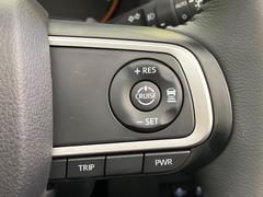 �ڥ����ץƥ��֥��롼������ȥ�����۹�®ƻϩ�Ǥ�Ĺ��Υ���Ԥ��ڤˡ�����ư��®�٤��ݤĥ��롼������ȥ����뤬�����ͷڸ������ƥ��Ϣ�Ȥ��������μ�ξ���Τ��Ƽִ֤��ݤĤ褦��®��Ĵ�ᤷ�Ƥ���ޤ����� 5