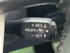 �ڥ졼�������롼������ȥ�����۹�®ƻϩ�Ǥ�Ĺ��Υ���Ԥ��ڤˡ�����ư��®�٤��ݤĥ��롼������ȥ����뤬�����ͷڸ������ƥ��Ϣ�Ȥ��������μ�ξ���Τ��Ƽִ֤��ݤĤ褦��®��Ĵ�ᤷ�Ƥ���ޤ����� 6