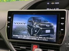 �ڽ����������ʥӡۿ͵��ν����ʥӤ������������ǥ�����ǽ�⽼�¤��Ƥ��ꡢ�£�������������³����Ф������Υ��ޥۤ�ͣУ��ץ쥤�䡼�β��ڤ������ǽ�������α�ž������˳ڤ����ʤ�ޤ����� 4