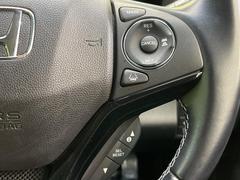 【アダプティブクルーズコントロール】高速道路での長距離走行が楽に！！自動で速度を保つクルーズコントロールが、衝突軽減システムと連携し、前方の車両を感知して車間を保つように速度調節してくれます！！ 7