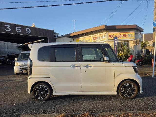 Ｎ－ＢＯＸカスタム 　Ｃｕｓｔｏｍ　Ｇ・Ｌ　ターボ　Ｈｏｎｄａ　ＳＥＮＳＩＮＧ　純正８インチナビ　バックカメラ　ＥＴＣ　フルセグＴＶ　両側パワースライドドア　１５インチアルミ　前後ドラレコ　ＬＥＤヘッドライト　シートヒータ（5枚目）