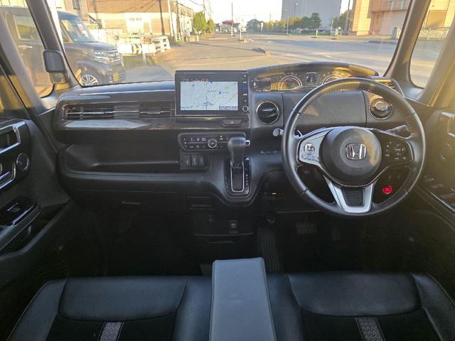 Ｎ－ＢＯＸカスタム 　Ｃｕｓｔｏｍ　Ｇ・Ｌ　ターボ　Ｈｏｎｄａ　ＳＥＮＳＩＮＧ　純正８インチナビ　バックカメラ　ＥＴＣ　フルセグＴＶ　両側パワースライドドア　１５インチアルミ　前後ドラレコ　ＬＥＤヘッドライト　シートヒータ（9枚目）