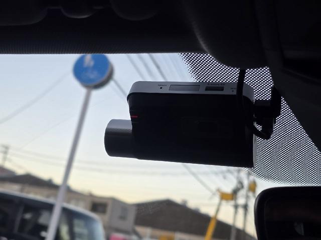 Ｔ－ロック ＴＤＩ　スタイルデザインパッケージ　純正ナビ　バックカメラ　ＥＴＣ　パワーバックドア　ワンオーナー　ＬＥＤヘッドライト　１７インチＡＷ　Ｂｌｕｅｔｏｏｔｈオーディオ　ＡＣＣ　オートホールド　スペアキー　前後ドラレコ（21枚目）