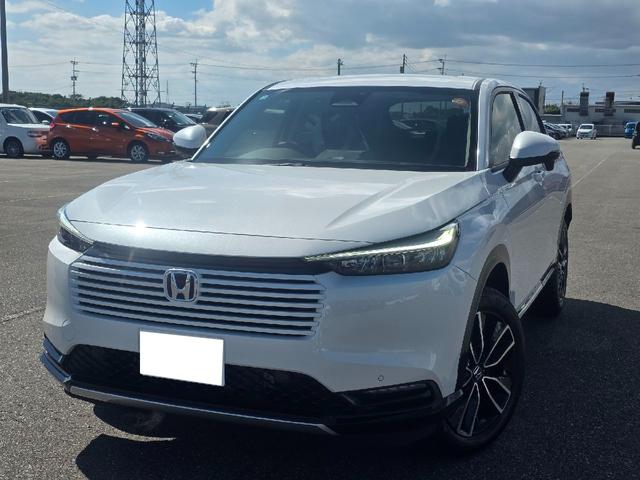 ヴェゼル ｅ：ＨＥＶ　Ｚ　ホンダコネクト９インチナビ　ＬＥＤヘッドライト　純正１８インチアルミ　ハーフレザーシート　ワンオーナー　スペアキー　パワーテールゲート　ブラインドスポットインフォメーション（3枚目）