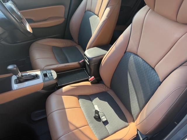 フィット ｅ：ＨＥＶリュクス　純正前後ドラレコ　フルセグＴＶ　バックカメラ　ＥＴＣ　スマートキー×２ＧＰＳレーダー　ワンオーナー（10枚目）