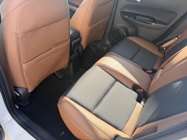 フィット ｅ：ＨＥＶリュクス　純正前後ドラレコ　フルセグＴＶ　バックカメラ　ＥＴＣ　スマートキー×２ＧＰＳレーダー　ワンオーナー（13枚目）