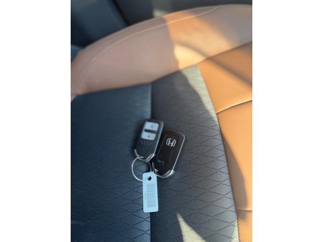 フィット ｅ：ＨＥＶリュクス　純正前後ドラレコ　フルセグＴＶ　バックカメラ　ＥＴＣ　スマートキー×２ＧＰＳレーダー　ワンオーナー（15枚目）