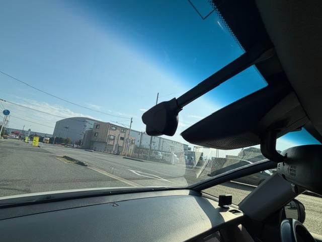 フィット ｅ：ＨＥＶリュクス　純正前後ドラレコ　フルセグＴＶ　バックカメラ　ＥＴＣ　スマートキー×２ＧＰＳレーダー　ワンオーナー（22枚目）