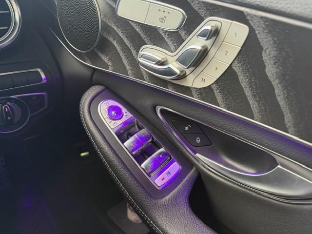 Ｃクラスステーションワゴン Ｃ２２０ｄ　ステーションワゴンローレウスエディション　純正ナビ　バックカメラ　アンビエントライト　ＥＴＣ　ディーゼルエンジン　黒革シート　ＴＶキット（11枚目）