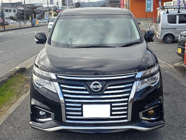 エルグランド ２５０ハイウェイスタープレミアム　両側パワースライドドア　フルセグＴＶ　アラウンドビューモニター　後席エンターテイメントシステム　ＥＴＣ　前後ドライブレコーダー　革シート　１８インチＡＷ　クルーズコントロール　ＴＶキャンセラー（2枚目）