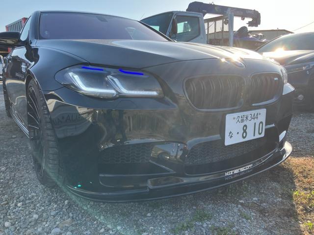 Ｍ５ Ｍ５　ローダウン　赤革シート　電動シート　シートベンチレーター　社外２１インチアルミ　社外マフラー　サンルーフ　電動リアゲート　ドライブレコーダー（5枚目）