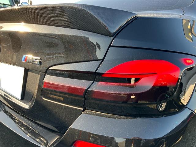 Ｍ５ Ｍ５　ローダウン　赤革シート　電動シート　シートベンチレーター　社外２１インチアルミ　社外マフラー　サンルーフ　電動リアゲート　ドライブレコーダー（14枚目）