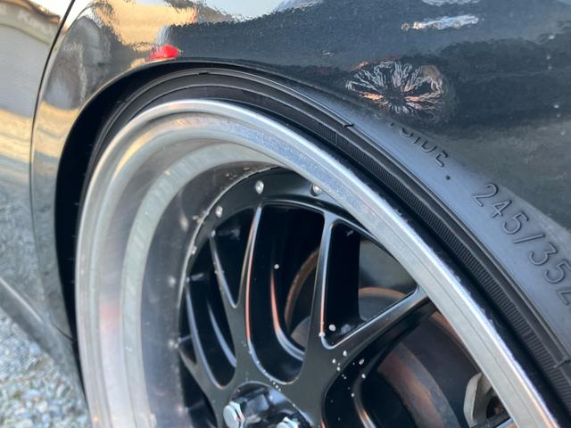 クラウンハイブリッド 　ローダウン　社外１９インチアルミ　レザーインテリア　電動シート　シートヒーター　ナビ　フルセグＴＶ　バックカメラ　ドライブレコーダー（15枚目）