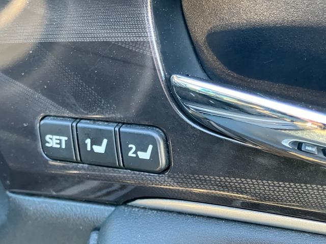 クラウンハイブリッド 　ローダウン　社外１９インチアルミ　レザーインテリア　電動シート　シートヒーター　ナビ　フルセグＴＶ　バックカメラ　ドライブレコーダー（43枚目）