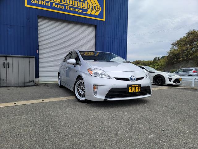 プリウス トヨタ 輸出仕様 車高調 エンケイ１７インチアルミホイールの中古車詳細 中古車検索ならkurutown クルタウン