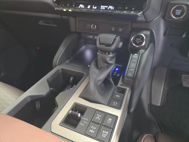 ランドクルーザー250 ZXファーストエディション 丸目型LEDヘッドランプ ルーフレール 電動ムーンルーフ モデリスタ レーダークルーズコントロール ブラインドスポットモニター パノラミックビューモニター ETC2.0 ドライブレコーダー(18枚目)