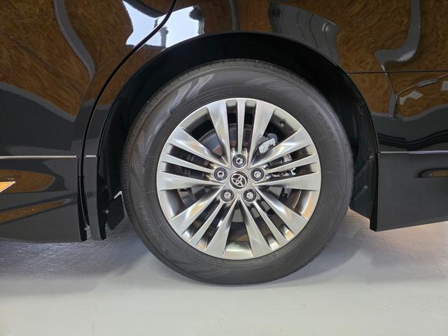 アルファード Ｚ　モデリスタフルエアロ　左右独立ムーンルーフ　デジタルインナーミラー　カラーヘッドアップディスプレイ　パノラミックビューモニター　１４インチディスプレイオーディオ　ＢＳＭ　１３．２型有機ＥＬ後席モニター（14枚目）