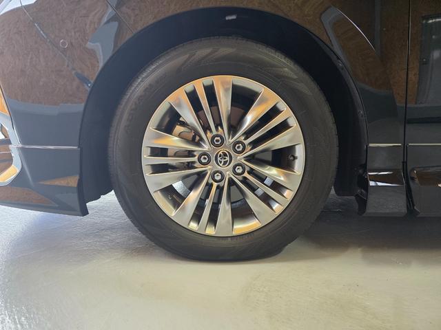 アルファード Ｚ　モデリスタフルエアロ　左右独立ムーンルーフ　デジタルインナーミラー　カラーヘッドアップディスプレイ　パノラミックビューモニター　１４インチディスプレイオーディオ　ＢＳＭ　１３．２型有機ＥＬ後席モニター（16枚目）