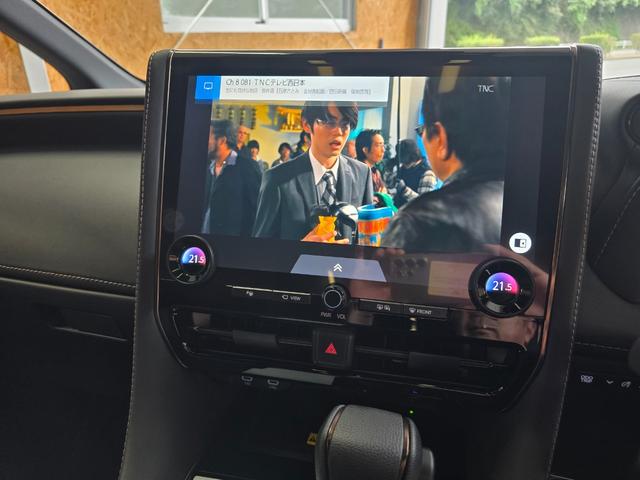 アルファード Ｚ　モデリスタフルエアロ　左右独立ムーンルーフ　デジタルインナーミラー　カラーヘッドアップディスプレイ　パノラミックビューモニター　１４インチディスプレイオーディオ　ＢＳＭ　１３．２型有機ＥＬ後席モニター（21枚目）