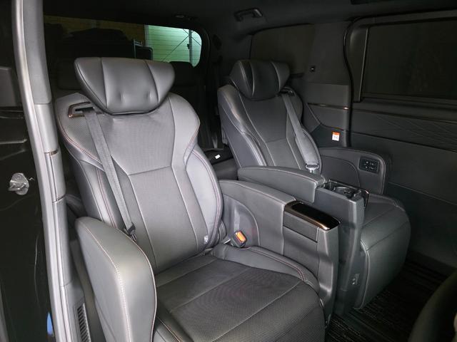 アルファード Ｚ　モデリスタフルエアロ　左右独立ムーンルーフ　デジタルインナーミラー　カラーヘッドアップディスプレイ　パノラミックビューモニター　１４インチディスプレイオーディオ　ＢＳＭ　１３．２型有機ＥＬ後席モニター（28枚目）