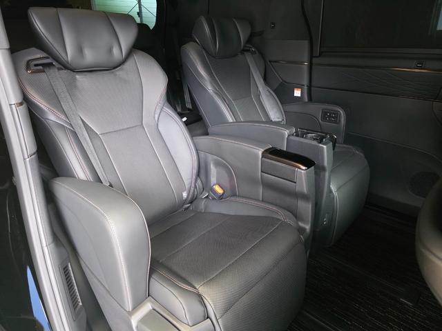 アルファード Ｚ　モデリスタフルエアロ　左右独立ムーンルーフ　デジタルインナーミラー　カラーヘッドアップディスプレイ　パノラミックビューモニター　１４インチディスプレイオーディオ　ＢＳＭ　１３．２型有機ＥＬ後席モニター（30枚目）