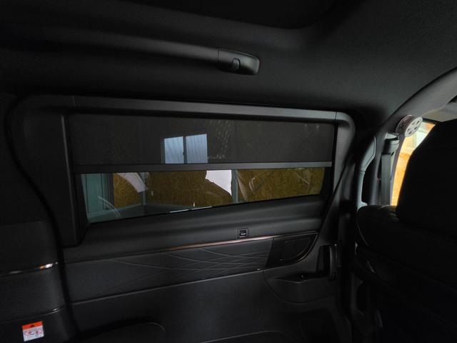 アルファード Ｚ　モデリスタフルエアロ　左右独立ムーンルーフ　デジタルインナーミラー　カラーヘッドアップディスプレイ　パノラミックビューモニター　１４インチディスプレイオーディオ　ＢＳＭ　１３．２型有機ＥＬ後席モニター（37枚目）