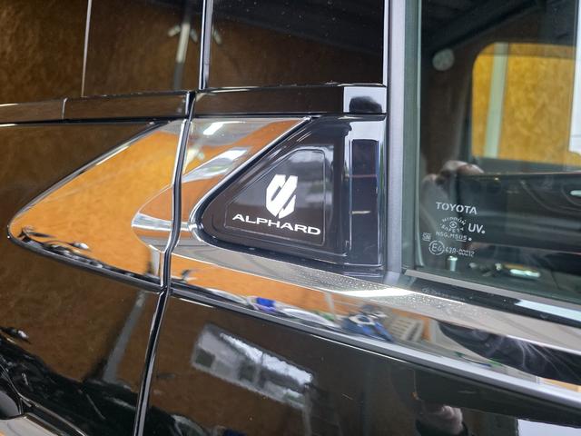 アルファード Ｚ　モデリスタフルエアロ　左右独立ムーンルーフ　デジタルインナーミラー　カラーヘッドアップディスプレイ　パノラミックビューモニター　１４インチディスプレイオーディオ　ＢＳＭ　１３．２型有機ＥＬ後席モニター（42枚目）