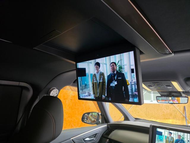 アルファード Ｚ　モデリスタフルエアロ　左右独立ムーンルーフ　デジタルインナーミラー　カラーヘッドアップディスプレイ　パノラミックビューモニター　１４インチディスプレイオーディオ　ＢＳＭ　１３．２型有機ＥＬ後席モニター（44枚目）