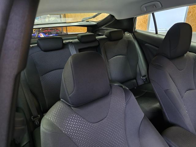 プリウス Ｓ　フルエアロ　車高調　１９インチアルミホイール　ＥＴＣ　ドラレコ　ＬＤＡ　オートハイビーム（30枚目）