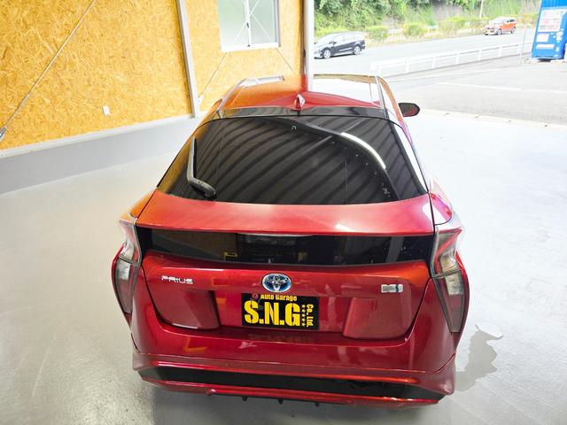 プリウス Sツーリングセレクション(10枚目)