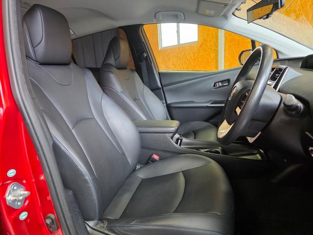 プリウス Sツーリングセレクション(14枚目)