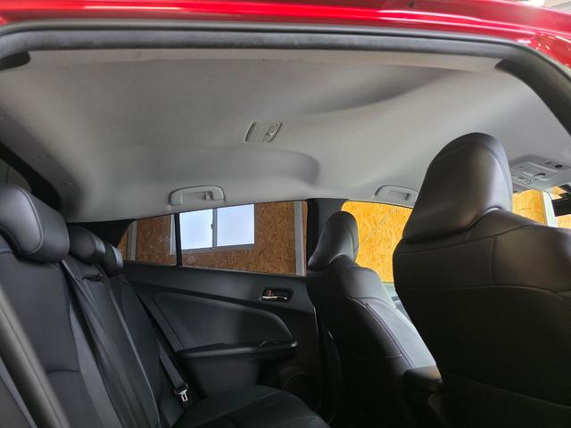 プリウス Sツーリングセレクション(17枚目)