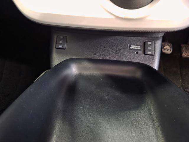 プリウス Sツーリングセレクション(27枚目)