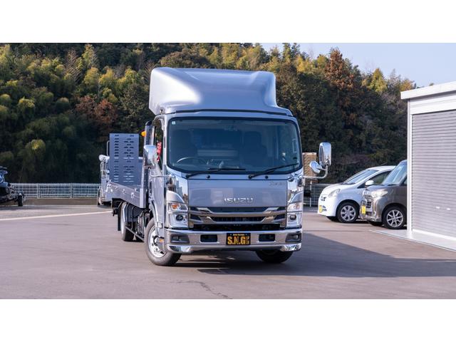 エルフトラック ＳＥカスタム　純正メッキパーツ　極東フラトップ・２．８５ｔ積・ラジコン・バックカメラ・ウィンチ・坂道発進補助装置・左右電格ミラー・ＥＴＣ・スマートキー・横あおり開閉・車両固縛装置・社外デジタルインナーミラー・フォグＬＥＤ・風防（5枚目）