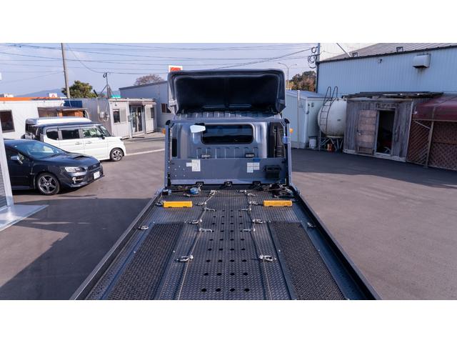 エルフトラック ＳＥカスタム　純正メッキパーツ　極東フラトップ・２．８５ｔ積・ラジコン・バックカメラ・ウィンチ・坂道発進補助装置・左右電格ミラー・ＥＴＣ・スマートキー・横あおり開閉・車両固縛装置・社外デジタルインナーミラー・フォグＬＥＤ・風防（10枚目）