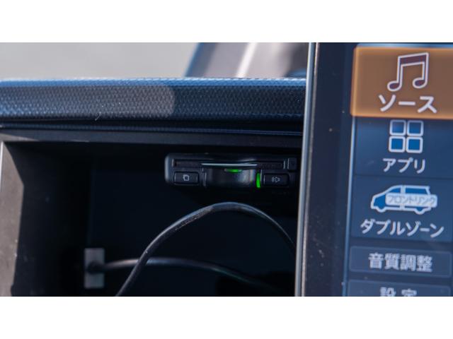 エルフトラック ＳＥカスタム　純正メッキパーツ　極東フラトップ・２．８５ｔ積・ラジコン・バックカメラ・ウィンチ・坂道発進補助装置・左右電格ミラー・ＥＴＣ・スマートキー・横あおり開閉・車両固縛装置・社外デジタルインナーミラー・フォグＬＥＤ・風防（29枚目）