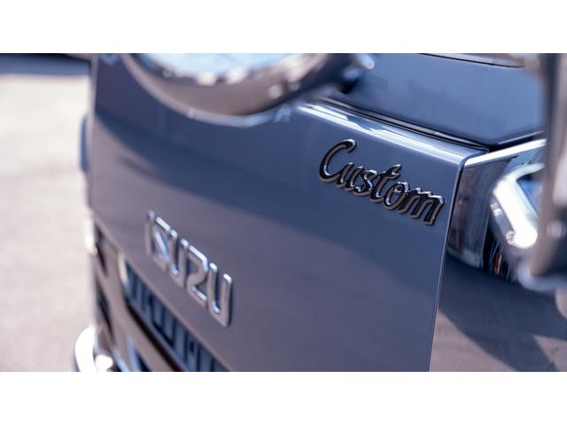 エルフトラック ＳＥカスタム　純正メッキパーツ　極東フラトップ・２．８５ｔ積・ラジコン・バックカメラ・ウィンチ・坂道発進補助装置・左右電格ミラー・ＥＴＣ・スマートキー・横あおり開閉・車両固縛装置・社外デジタルインナーミラー・フォグＬＥＤ・風防（55枚目）