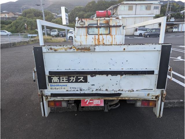 ボンゴトラック 　２２００ディーゼル　パワーゲート　低床　３方開　エアコン　パワステ　最大積載量８５０ｋｇ　ＳＫ２２Ｔ（9枚目）