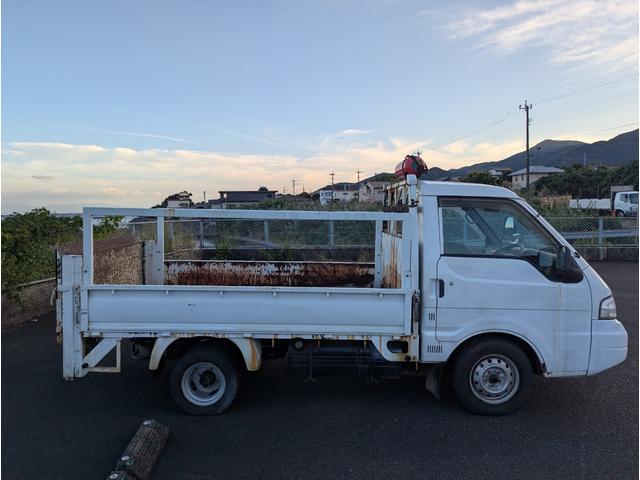 ボンゴトラック 　２２００ディーゼル　パワーゲート　低床　３方開　エアコン　パワステ　最大積載量８５０ｋｇ　ＳＫ２２Ｔ（11枚目）