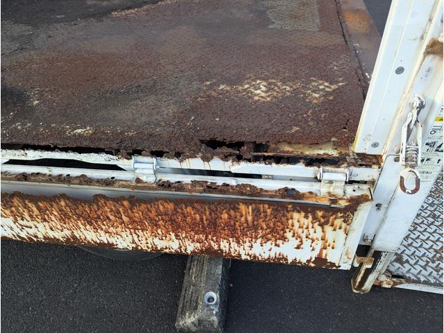 ボンゴトラック 　２２００ディーゼル　パワーゲート　低床　３方開　エアコン　パワステ　最大積載量８５０ｋｇ　ＳＫ２２Ｔ（15枚目）