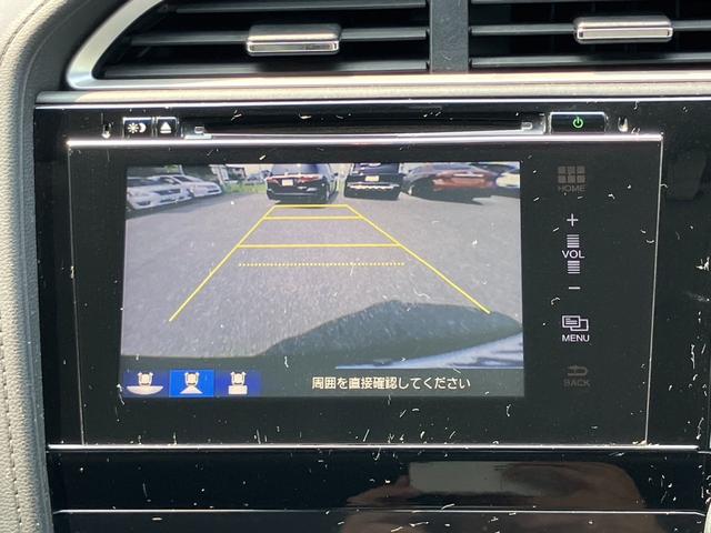 シャトル ハイブリッドＺ　ナビ　フルセグ　Ｂカメラ　Ｂトゥース　ＤＶＤ　ＬＥＤライト　ＬＥＤフォグ　ＥＴＣ　スマートキー２個　シートヒーター　オートリトラミラー　クルコン　１７アルミ　ステアリモコン　ルーフレール　禁煙車（14枚目）